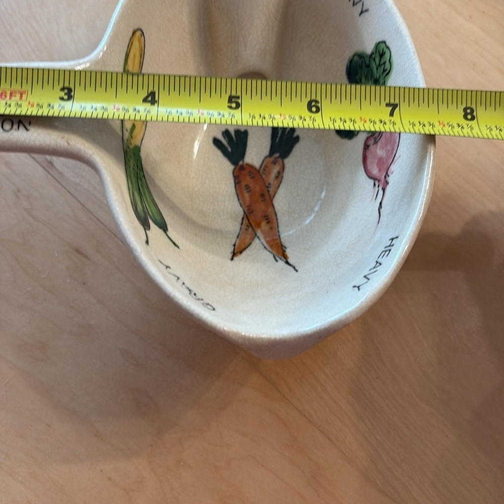 Vintage Mid-Century Gravy Separator with Vegetable Design. Made in Japan. - Picture 7 of 9